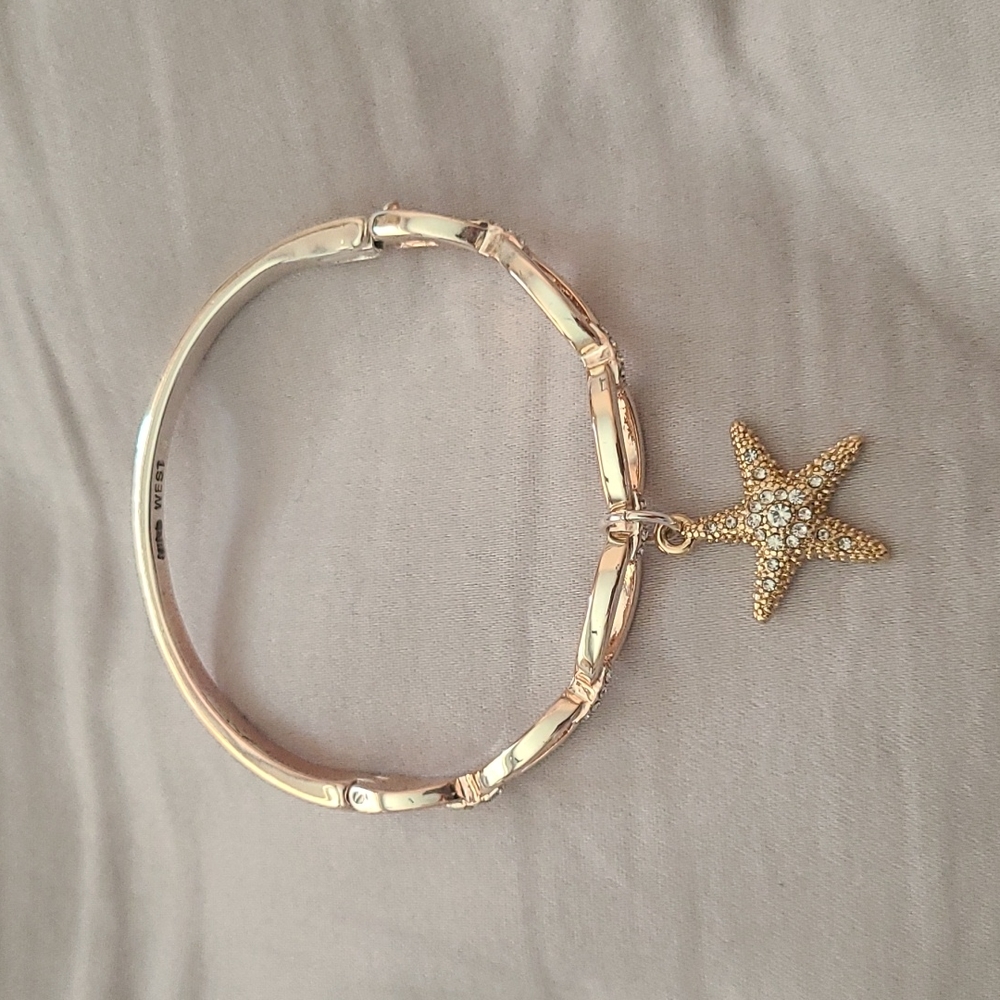 Nine West Starfish Bangle